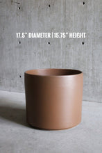 Load image into Gallery viewer, Brown Gainey Planters
