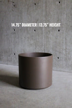 Load image into Gallery viewer, Brown Gainey Planters
