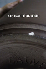 Load image into Gallery viewer, Brown Gainey Planters
