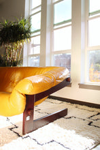Load image into Gallery viewer, Percival Lafer MP-133 Sofa

